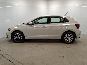 Used Volkswagen Polo 2023 for sale - 76238059: Photo