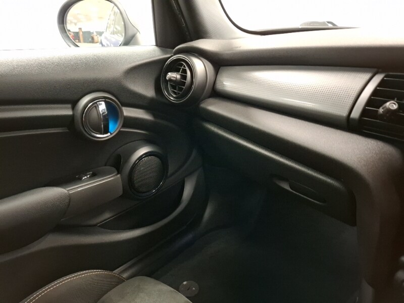 Used MINI Hatch 2019 for sale - 76213292: Photo 11