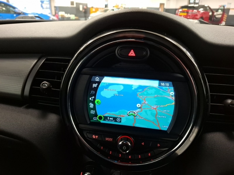 Used MINI Hatch 2019 for sale - 76213292: Photo 16