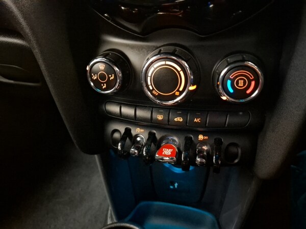 Used MINI Hatch 2019 for sale - 76213292: Photo 17
