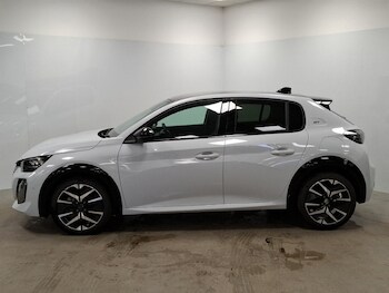 Used Peugeot 208 2025 for sale - 76365537: Photo