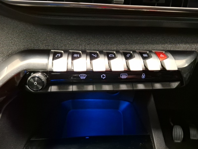 Used Peugeot 3008 2020 for sale - 77536743: Photo 17