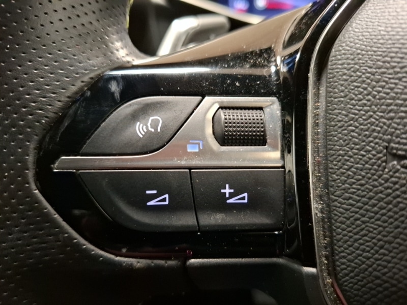 Used Peugeot 2008 2021 for sale - 77289808: Photo 14