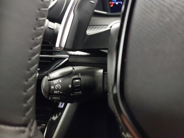 Used Peugeot 2008 2025 for sale - 74705968: Photo 15