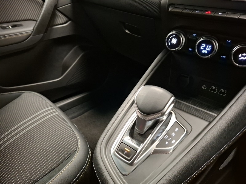 Used Renault Captur 2024 for sale - 76713682: Photo 18