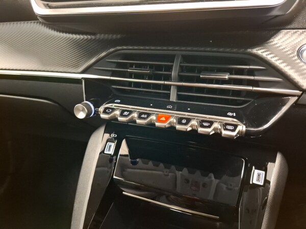 Used Peugeot 208 2025 for sale - 76087300: Photo 17