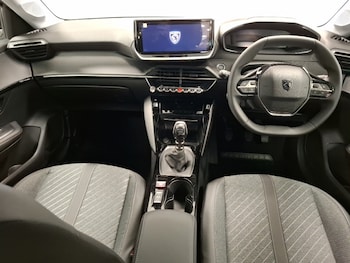 Used Peugeot 208 2025 for sale - 76087300: Photo 2