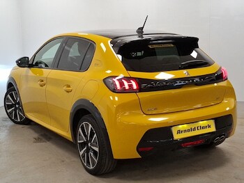 Used Peugeot 208 2021 for sale - 78327261: Photo