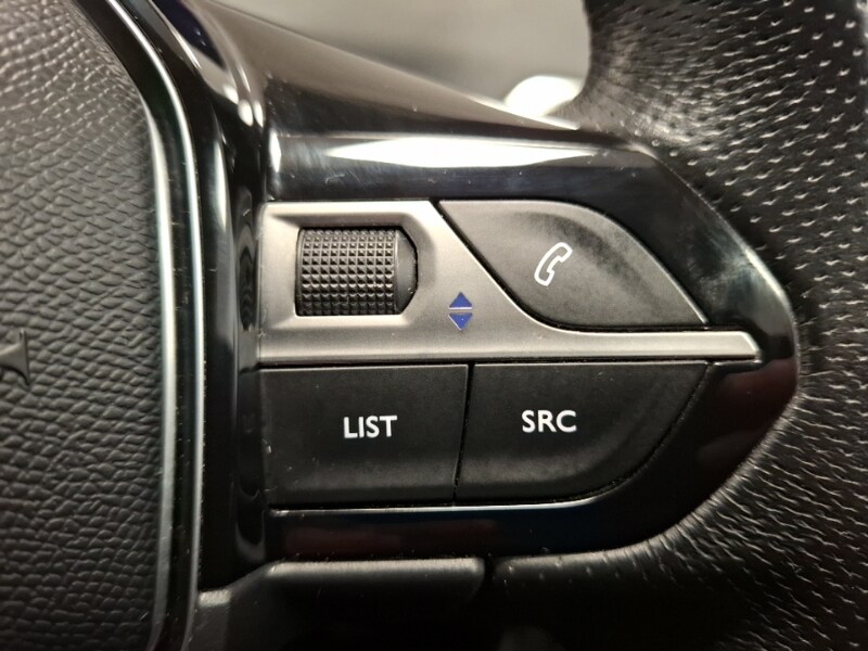 Used Peugeot 3008 2017 for sale - 77907912: Photo 13