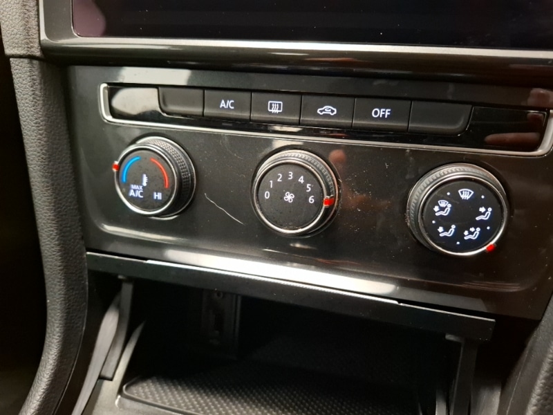 Used Volkswagen Golf 2018 for sale - 77795351: Photo 17