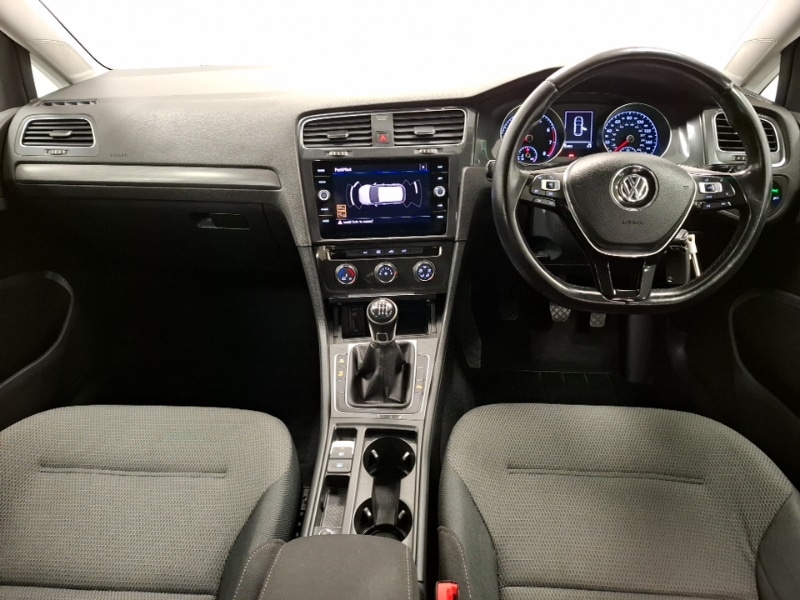 Used Volkswagen Golf 2018 for sale - 77795351: Photo 2