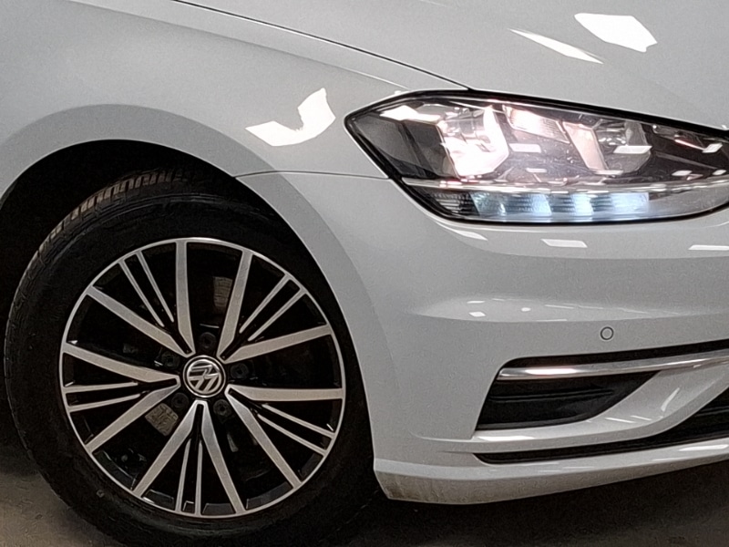 Used Volkswagen Golf 2018 for sale - 77795351: Photo 9