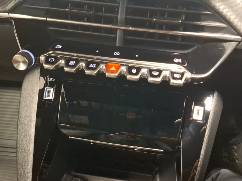 Used Peugeot 2008 2024 for sale - 76749249: Photo 14