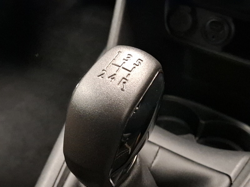 Used Peugeot 208 2018 for sale - 76875469: Photo 14