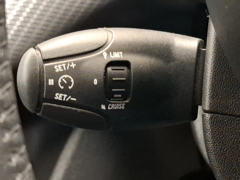 Used Peugeot 208 2018 for sale - 76875469: Photo 15