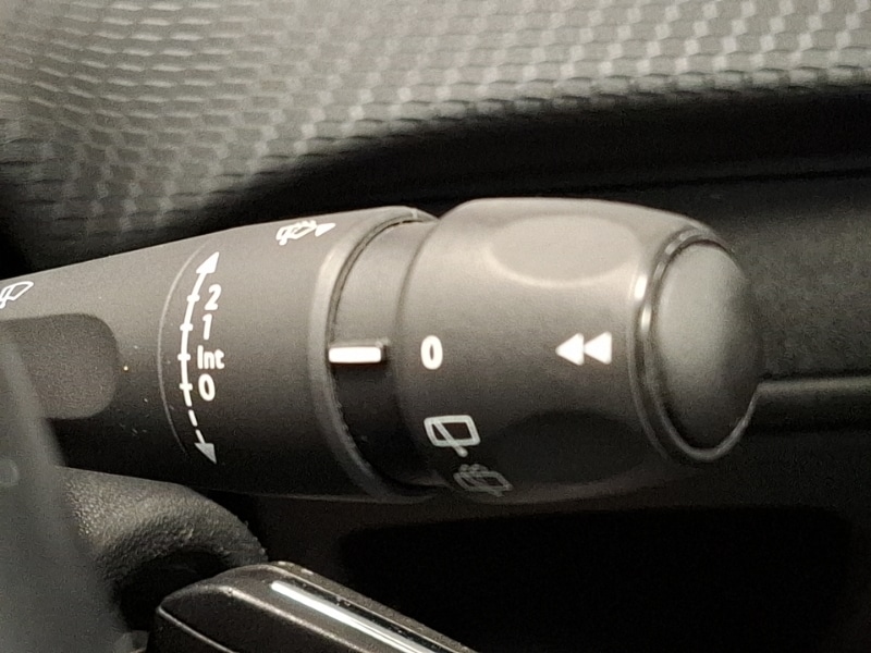 Used Peugeot 208 2018 for sale - 76875469: Photo 19