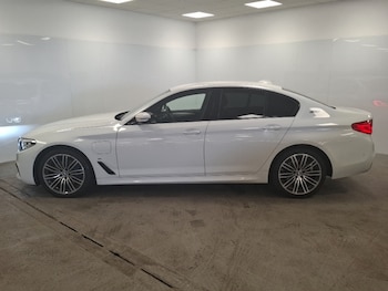 Used BMW 5 Series 2018 for sale - 79250619: Photo