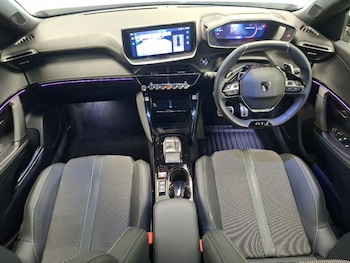 Used Peugeot 2008 2025 for sale - 79044372: Photo
