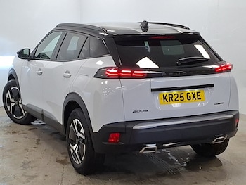 Used Peugeot 2008 2025 for sale - 79044372: Photo