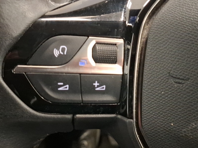 Used Peugeot 2008 2022 for sale - 76737134: Photo 17