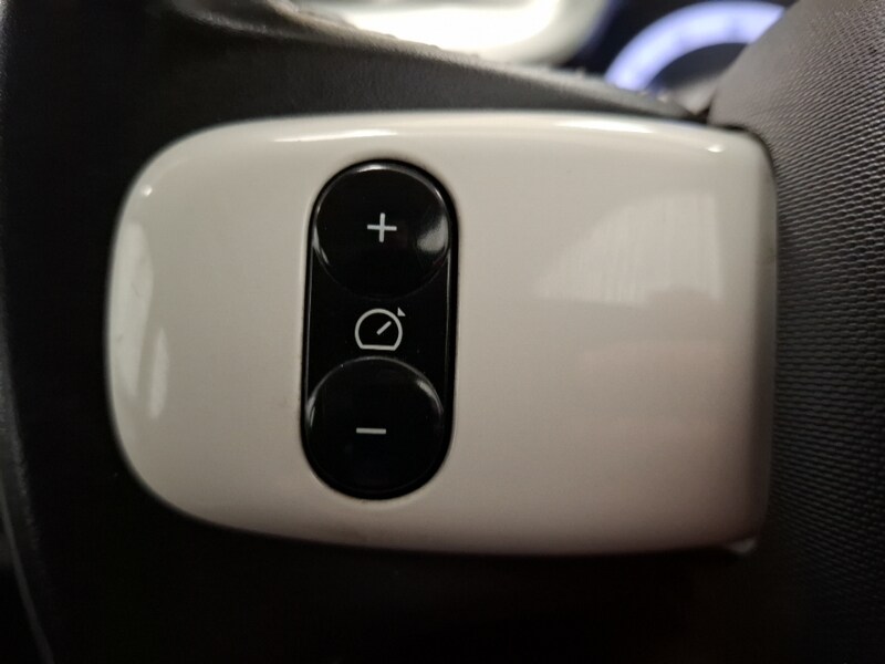 Used Renault Twingo 2015 for sale - 77343304: Photo 14