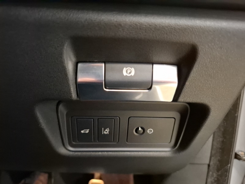 Used Jaguar E-Pace 2018 for sale - 77630396: Photo 10