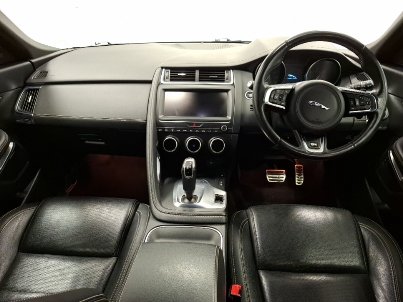 Used Jaguar E-Pace 2018 for sale - 77630396: Photo 2