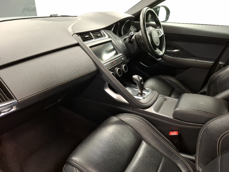 Used Jaguar E-Pace 2018 for sale - 77630396: Photo 5