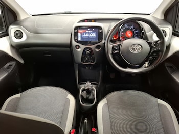 Used Toyota AYGO 2021 for sale - 78071343: Photo