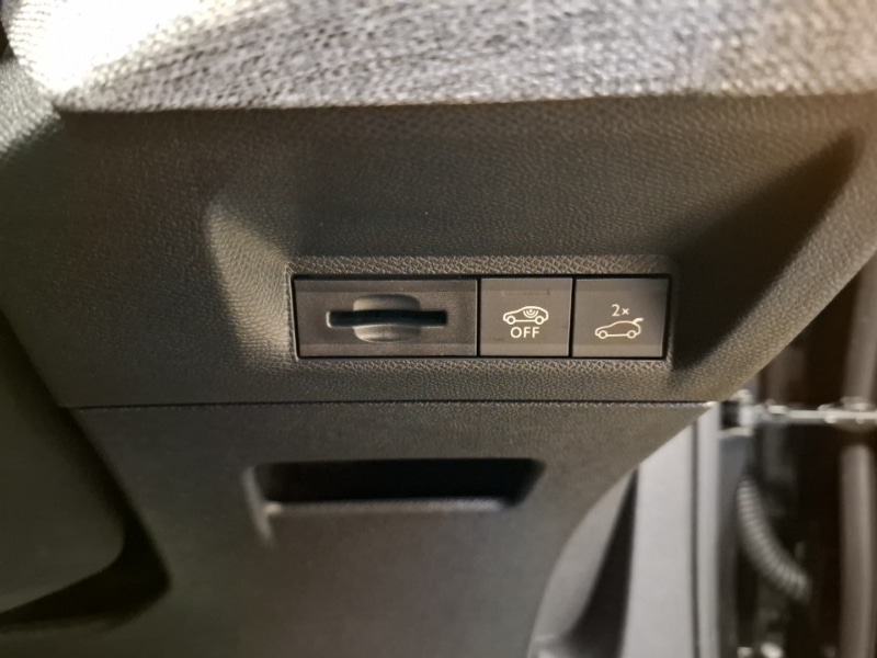 Used Peugeot 3008 2025 for sale - 76125514: Photo 10