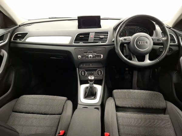 Used Audi Q3 2017 for sale - 76165908: Photo 2