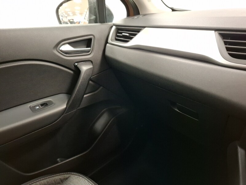 Used Renault Captur 2022 for sale - 77366538: Photo 11