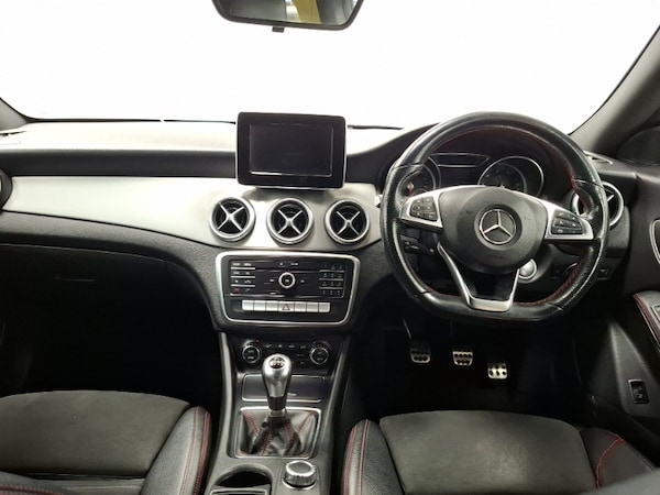 Used Mercedes-Benz CLA 2018 for sale - 76244261: Photo 2