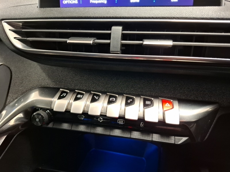 Used Peugeot 3008 2017 for sale - 76687638: Photo 17