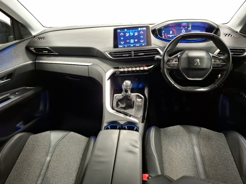 Used Peugeot 3008 2017 for sale - 76687638: Photo 2