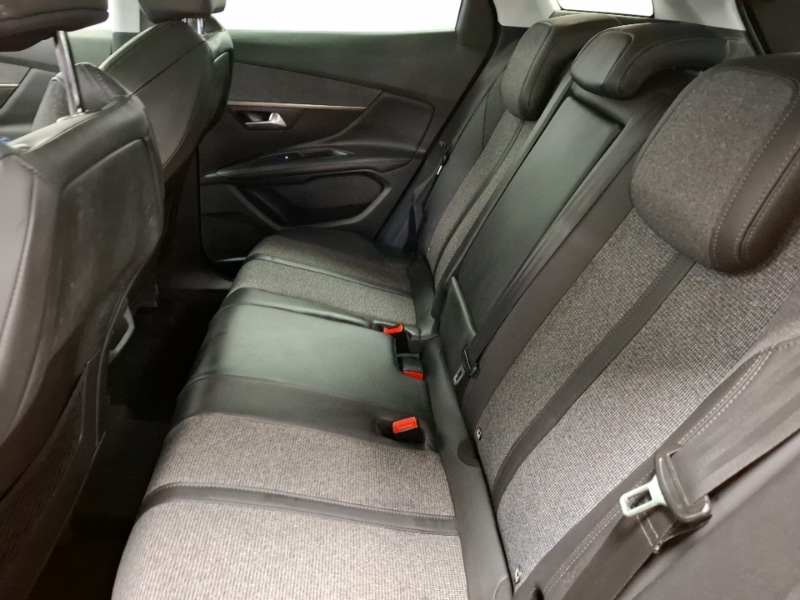 Used Peugeot 3008 2017 for sale - 76687638: Photo 6