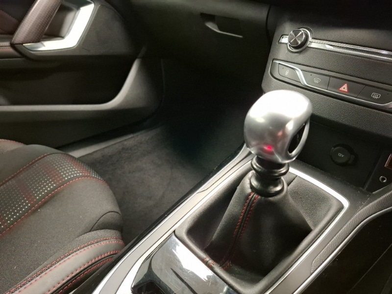 Used Peugeot 308 2017 for sale - 77751309: Photo 18