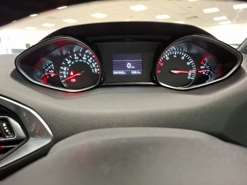 Used Peugeot 308 2017 for sale - 77751309: Photo 19