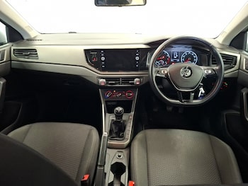Used Volkswagen Polo 2019 for sale - 79278481: Photo