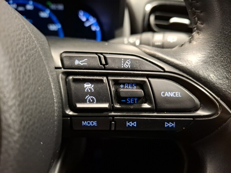 Used Toyota Yaris Cross 2022 for sale - 76860573: Photo 13