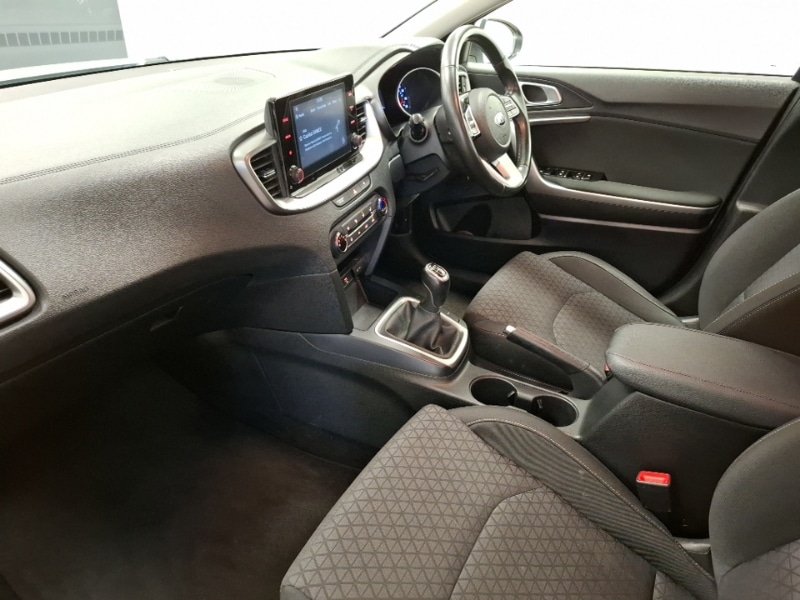 Used Kia XCeed 2020 for sale - 77606079: Photo 5