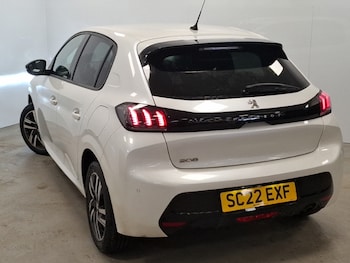 Used Peugeot 208 2022 for sale - 79087206: Photo