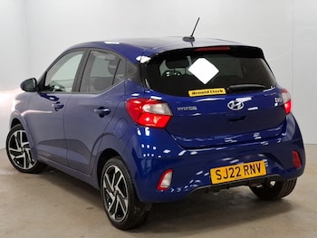 Used Hyundai i10 2022 for sale - 77841991: Photo