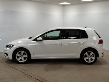 Used Volkswagen Golf 2019 for sale - 77652093: Photo