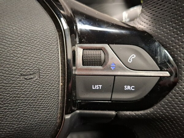 Used Peugeot 2008 2022 for sale - 76160364: Photo 18