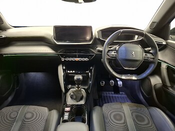 Used Peugeot 2008 2022 for sale - 76160364: Photo 2