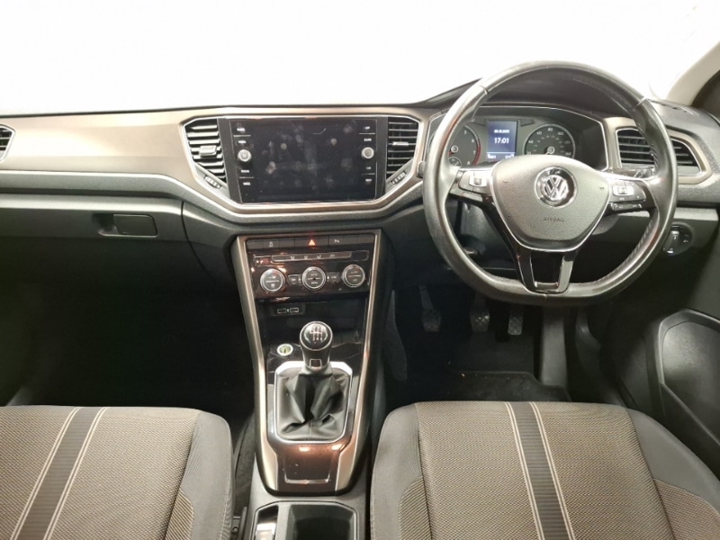 Used Volkswagen T-Roc 2019 for sale - 77085779: Photo 2