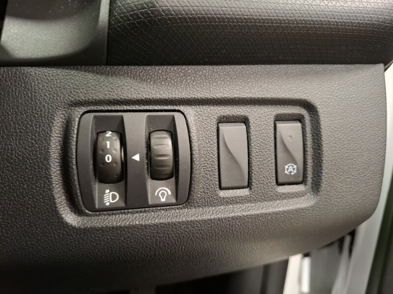 Used Renault Clio 2018 for sale - 76478506: Photo 10