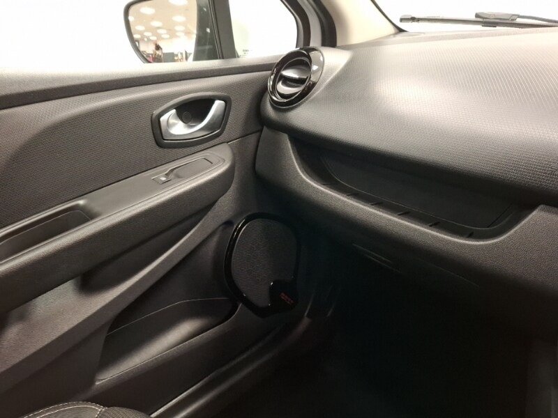 Used Renault Clio 2018 for sale - 76478506: Photo 11