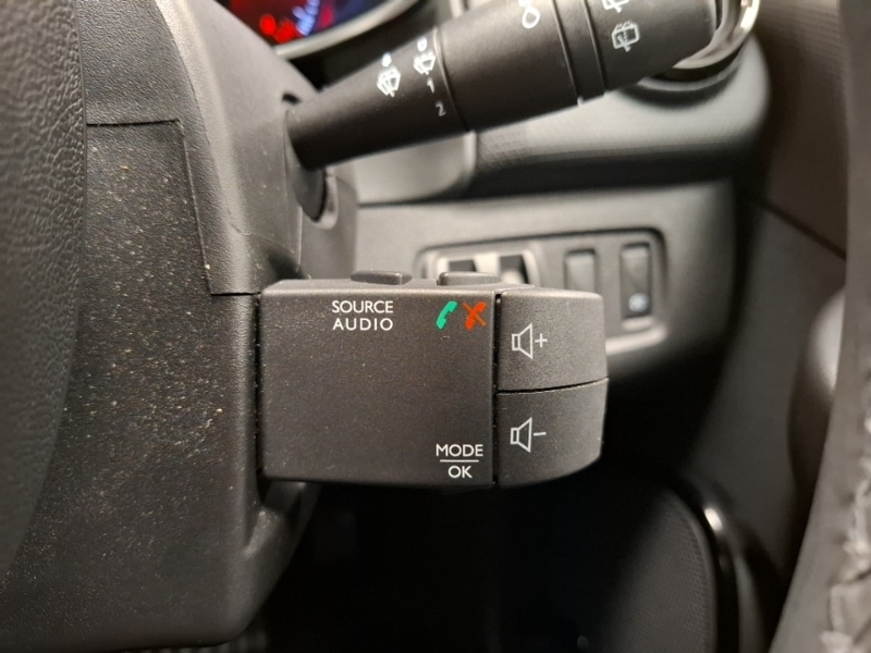 Used Renault Clio 2018 for sale - 76478506: Photo 15